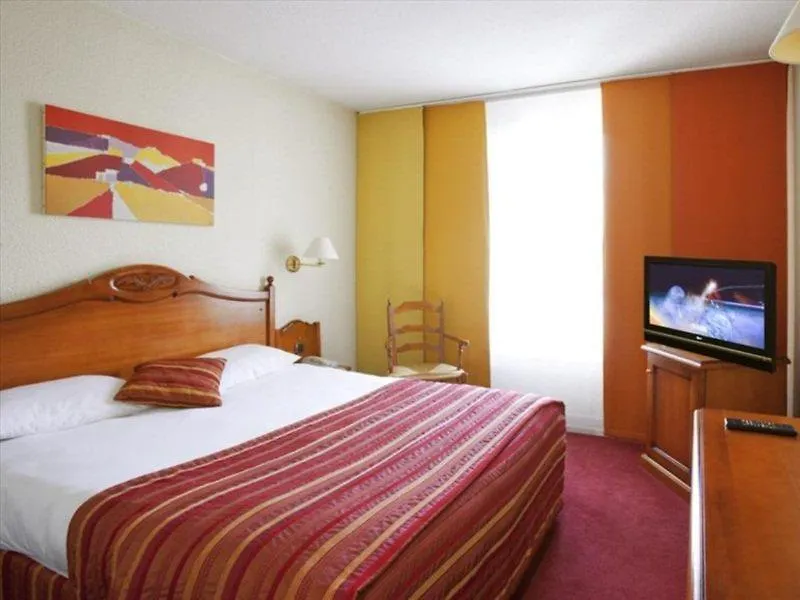 Mercure Pont D'Avignon Centre 4*,
