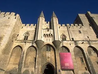 Mercure Pont D'Avignon Centre Hotel